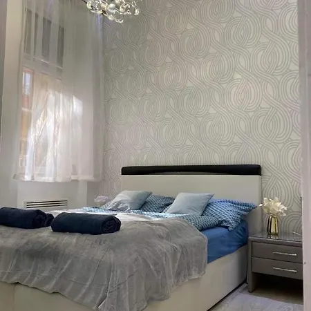 White Luxury Budapest